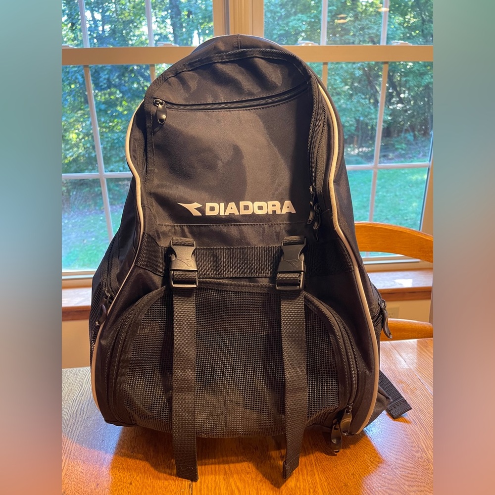diadora soccer bag